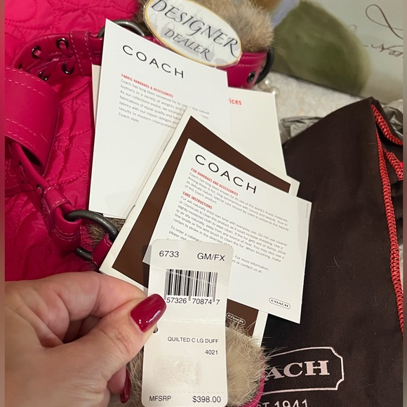 Authentic COACH Quilted C Large Duffle Pink Rabbit Hair NWT # 6733 RARE - Picture 14 of 15
